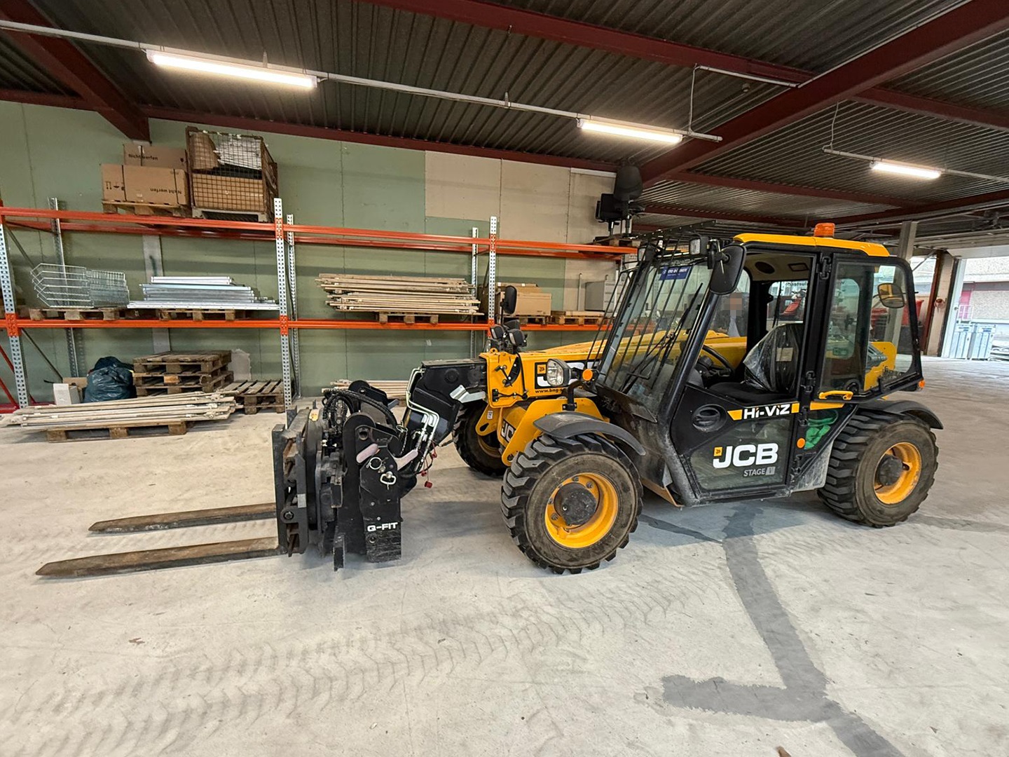 JCB Teleskoplader, Obstpresse, Laubgebläse & Winterdienstgeräte